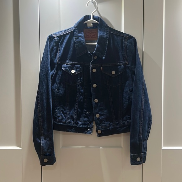 Levi’s Jean Jacket - Picture 1 of 4